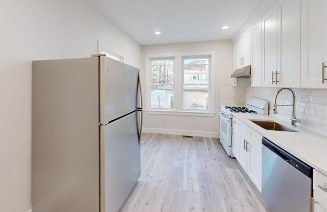 391 Linwood Ave photos photos