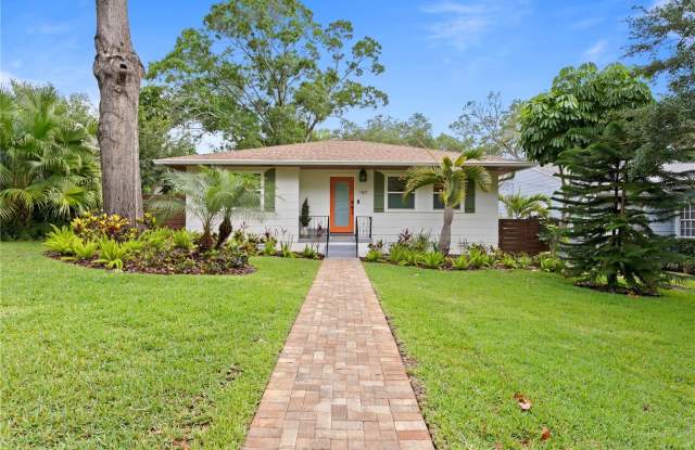 185 27TH AVENUE N - 185 27th Avenue North, St. Petersburg, FL 33704
