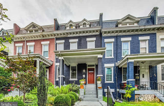 627 LAMONT Street NW photos photos