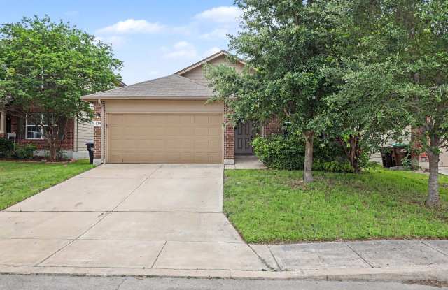 Spacious 3BR w/ Cabana, Storage Shed & Open Living Area in San Antonio photos photos