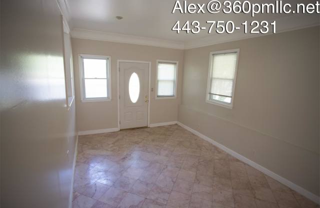 8408 Adelphi Rd Gallery 3