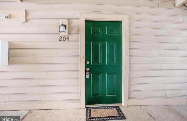 1049 GARDENVIEW Gallery 4