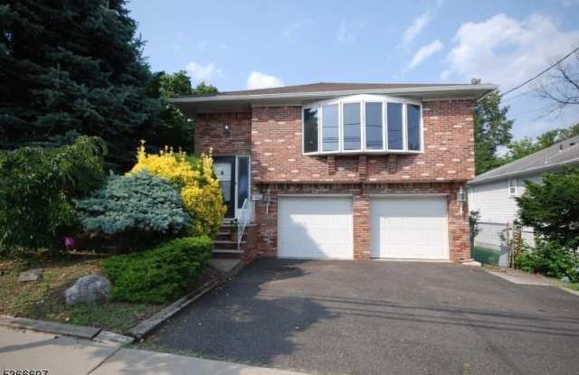 561 Anderson Ave photos photos