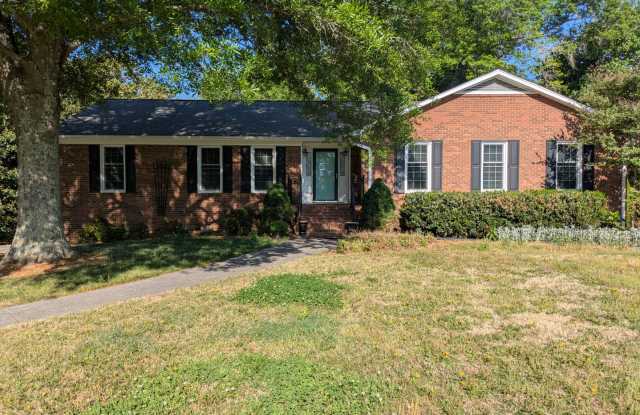 6913 Crandall Court photos photos