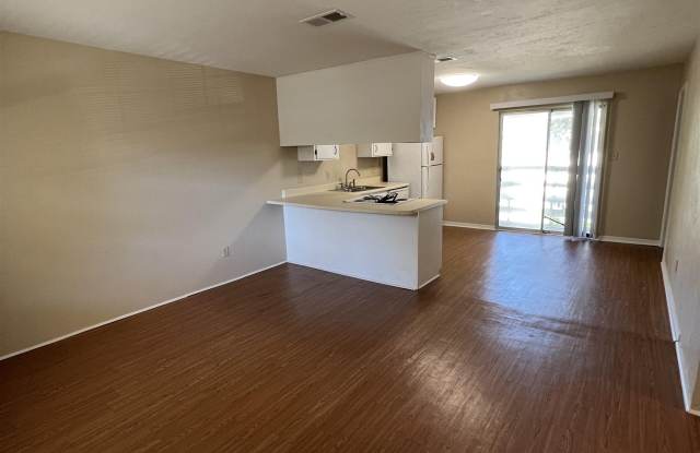 1033 Crossing Brook Way unit: C & D photos photos