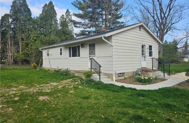 3797 Everett Road photos photos