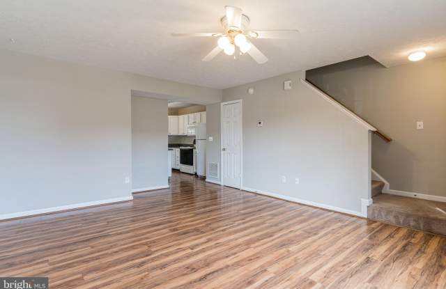 9812 W MIDLAND WAY Gallery 4