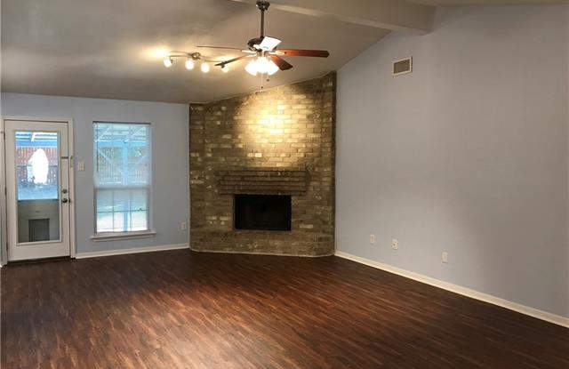 4544 Bryan Circle Gallery 2