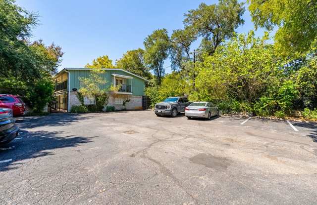 Beautiful 2 bedroom, 2 bathroom unit in West Austin!!! Gallery 3