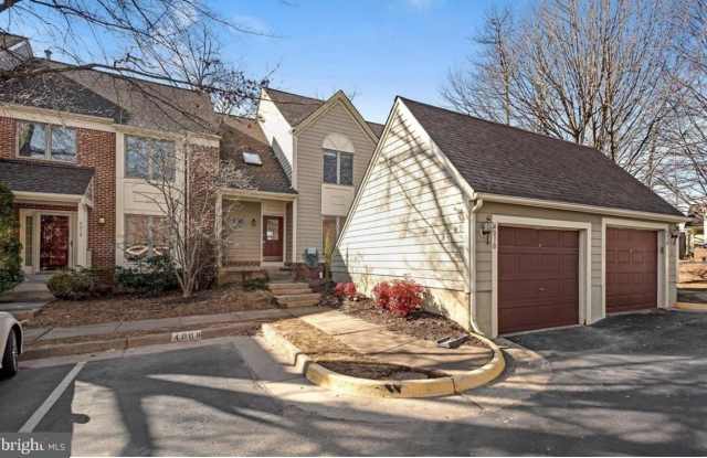 4010 LAKE GLEN Road - 4010 Lake Glen Road, Fair Oaks, VA 22033