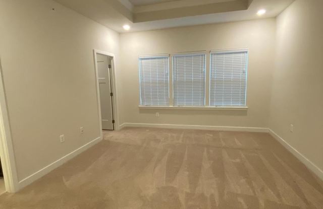 229 GRANT CROSSING Gallery 3