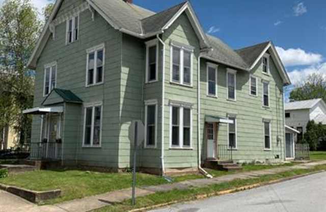 79 Broad Street - 2 photos photos