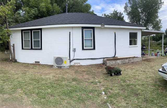 1216 W Ash St - 1216 West Ash Street, El Reno, OK 73036 1216 W Ash St - 1216 West Ash Street, El Reno, OK 73036