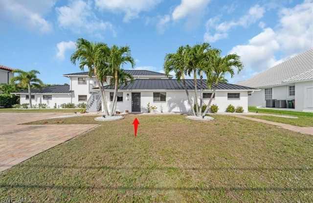 4826 SW 29th Avenue unit: 2 photos photos