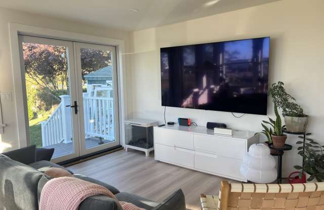 1 Front Street - 1 Front Street, Stonington, CT 06378