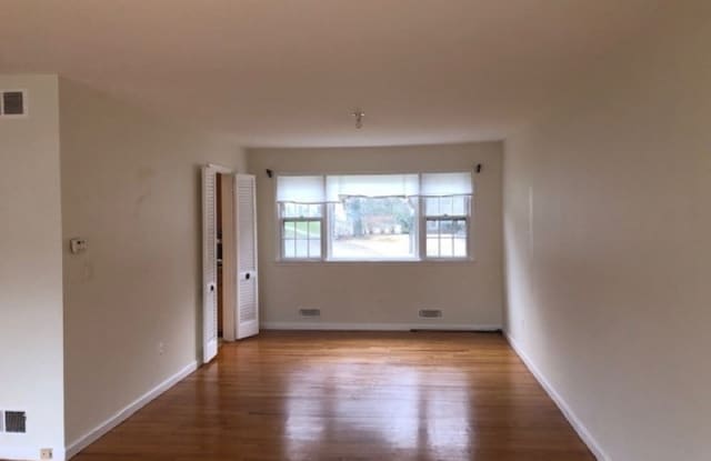 1 Birchwood Dr Gallery 3