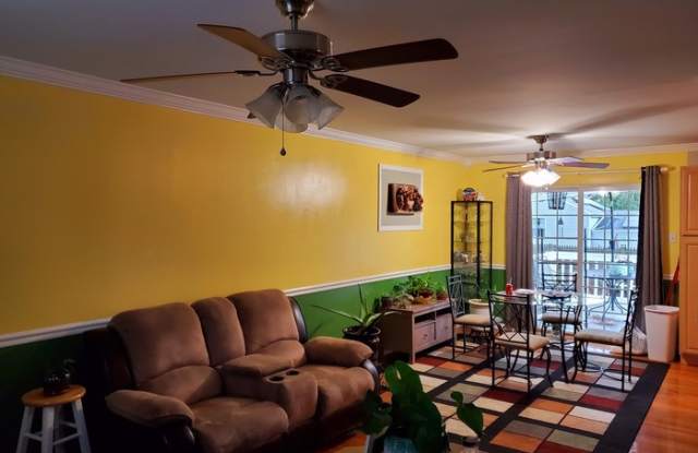 9454 Glen Ridge Drive Gallery 3