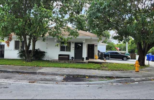 580 NW 58th St photos photos