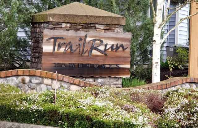 North Auburn Trail Run Townhomes - End unit 3 bedrooms 2.5 bathroom, 2 car garage and 2 parking spaces. Available May 10th! - 1313 52nd Street Northeast, Auburn, WA 98002