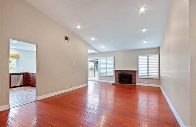 350 E Sand Pebble Way Gallery 4