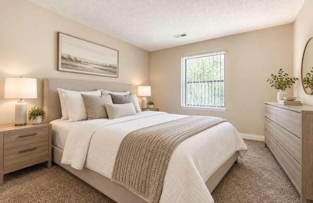 Spacious 2-bedroom 1-bath Apartment w/ Washer & Dryer Included! Gallery 1