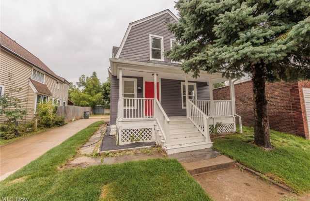 1558 Winchester Avenue Gallery 2