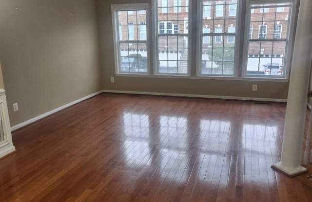 25147 CUTGRASS Terrace Gallery 4