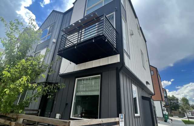 5664 West 11th Place photos photos