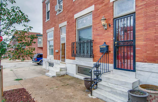 3827 FOSTER AVENUE Gallery 3