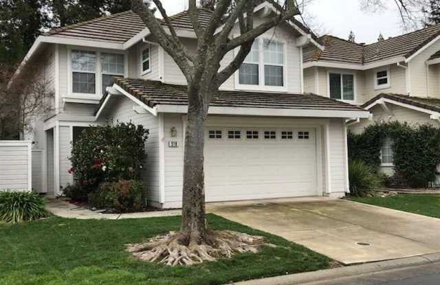 FOLSOM THREE BEDROOM TWO AND HALF BATH | GATED COMMUNITY | $2,495/MONTH Gallery 1