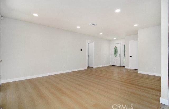 6162 Peterson Avenue Gallery 3
