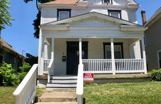 E Patterson 68 ACM - 68 East Patterson Avenue, Columbus, OH 43202