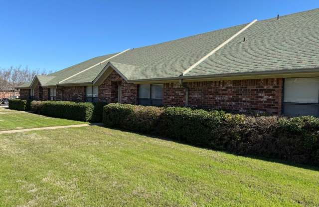 941 Austin Ct. - 941 Austin Court, Weatherford, TX 76086