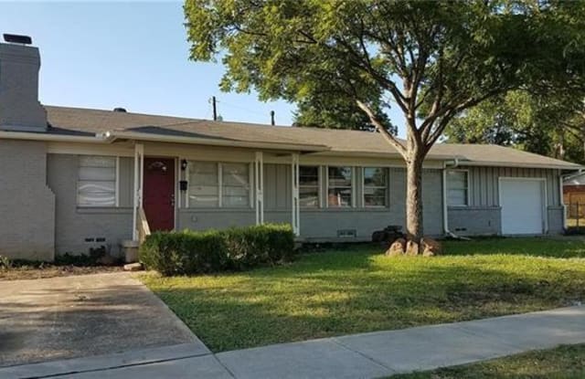209 Carmen Drive - 209 Carmen Drive, Garland, TX 75041