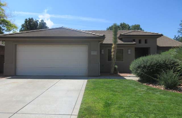 Single Family Home in Ironwood Community - St. George - 1973 West 1940 North, St. George, UT 84770
