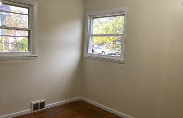 3 Bedroom Single family home - 4850 North 44th Street, Milwaukee, WI 53218