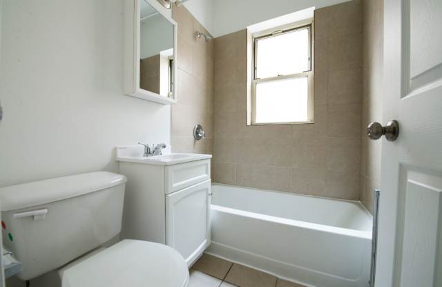 7953 S Dobson East Chatham Apartments Gallery 2