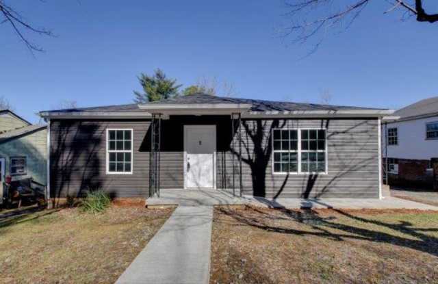 8 Edgehill Dr - 8 Edgehill Drive, Clarksville, TN 37040