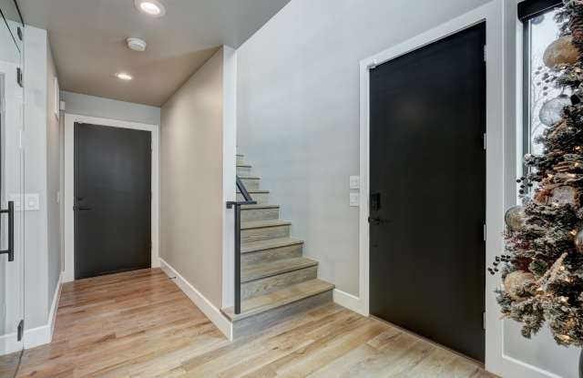 819 Northwest 6th Street Gallery 4