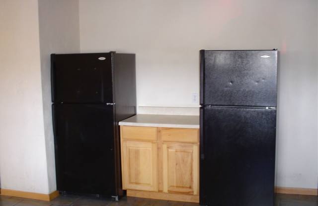 1329 Knollwood Avenue Gallery 2