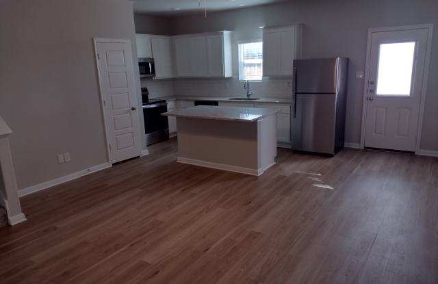 13319 Stadium Cove Gallery 2
