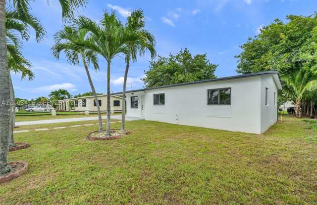 10411 SW 151st Ter Gallery 4