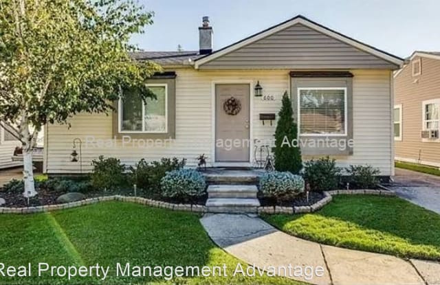 600 E. Kalama Ave. - 600 East Kalama Avenue, Madison Heights, MI 48071