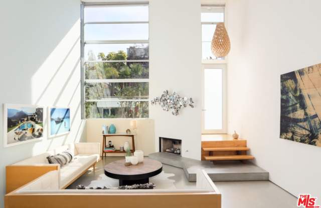 27 Paloma Ave - 27 Paloma Avenue, Los Angeles, CA 90291
