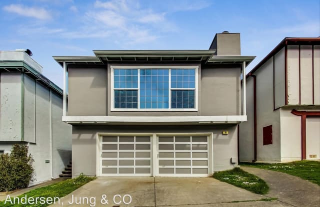 79 Canterbury Ave - 79 Canterbury Avenue, Daly City, CA 94015
