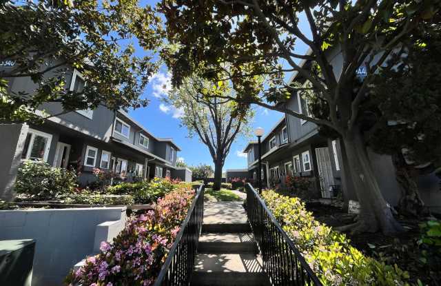 Townhouse in San Jose, CA Available Now! - 3348 Landess Avenue, San Jose, CA 95132