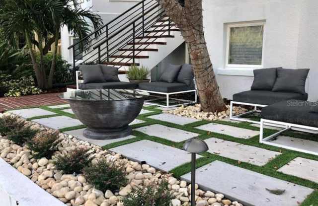 902 S ROME AVENUE Gallery 3