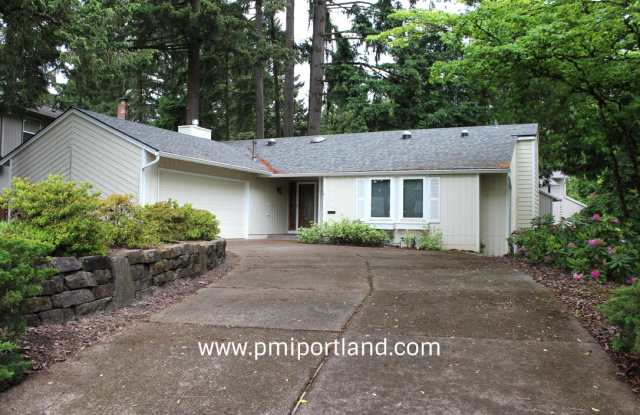 10125 SW 102nd Ct - 10125 Southwest 102nd Court, Tualatin, OR 97062