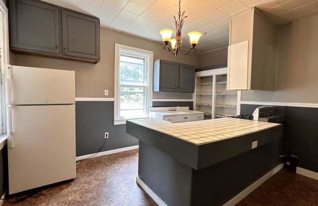 2542 Spring Garden Avenue - 2542 Gallery 4
