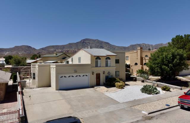 4332 LOMA DE BRISAS Drive Gallery 2